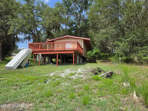 1499 State Road 20, Interlachen, FL 32148