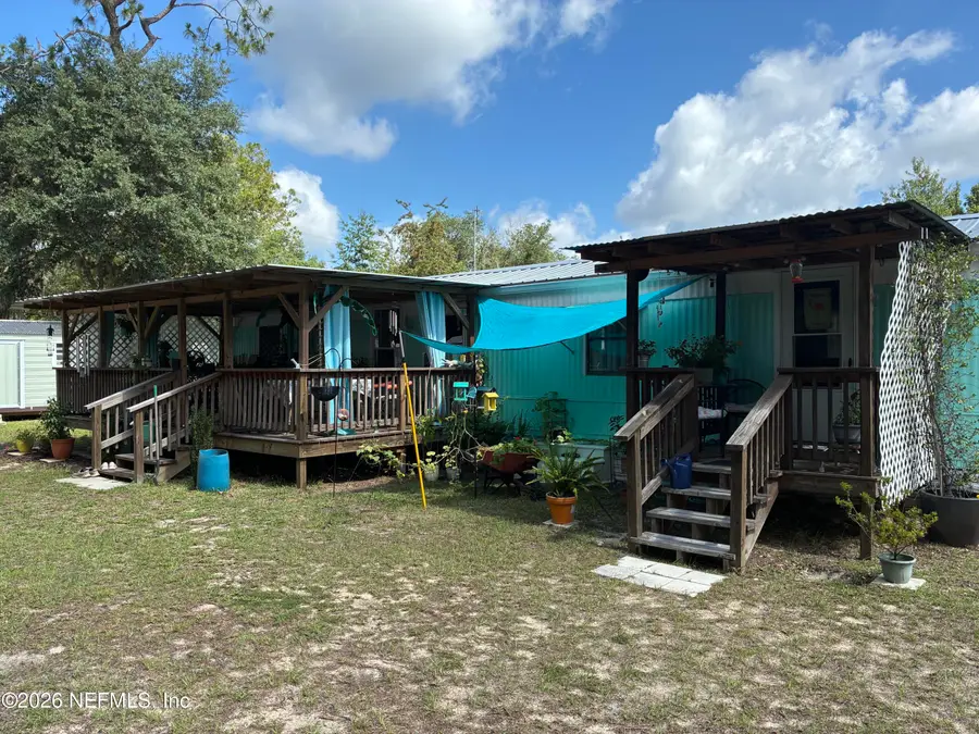107 Winchester Avenue, Interlachen, FL 32148 - #2