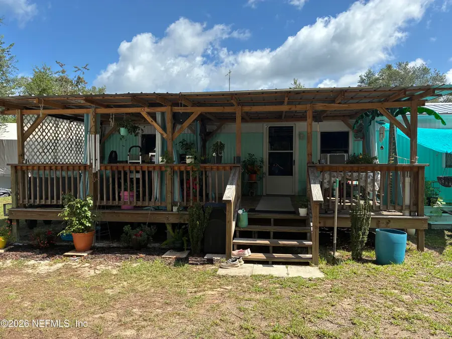 107 Winchester Avenue, Interlachen, FL 32148 - #3