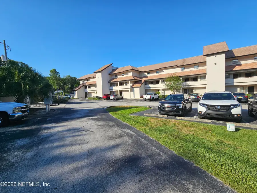 1307 River Hills E Circle #14, Jacksonville, FL 32211 - #2