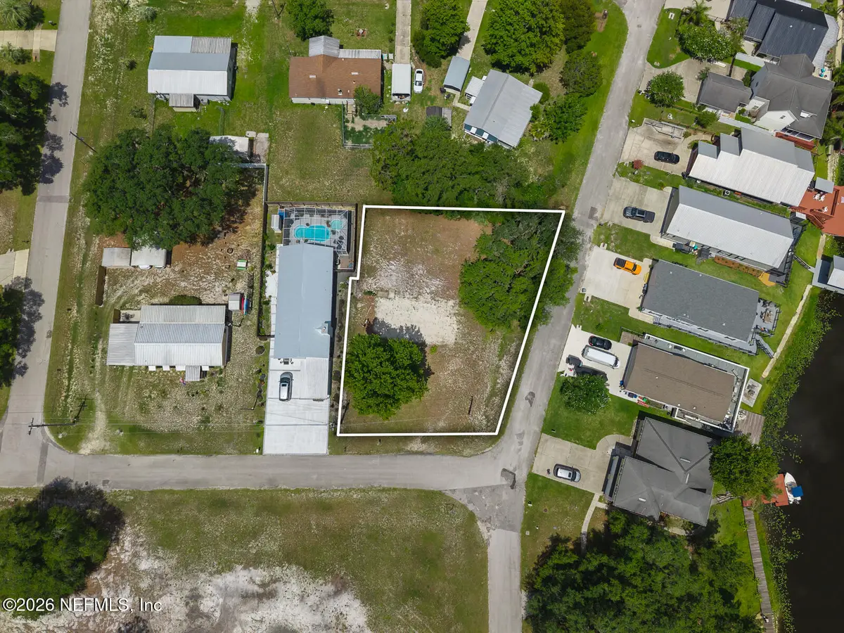 1305 2nd Avenue, Welaka, FL 32189 - #1