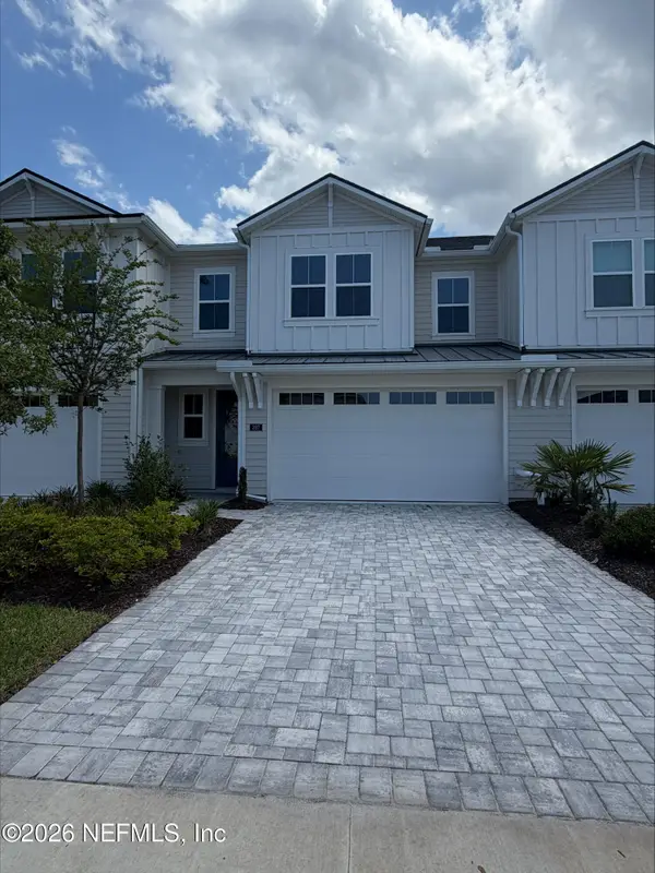397 Oakmoss Drive, St. Johns, FL 32259