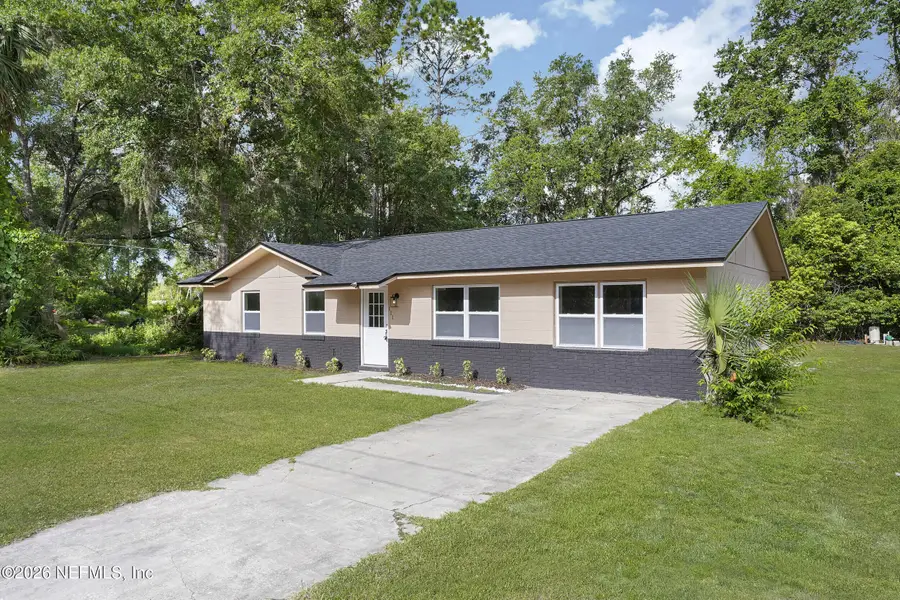 111 Elm Avenue, Palatka, FL 32177 - #2