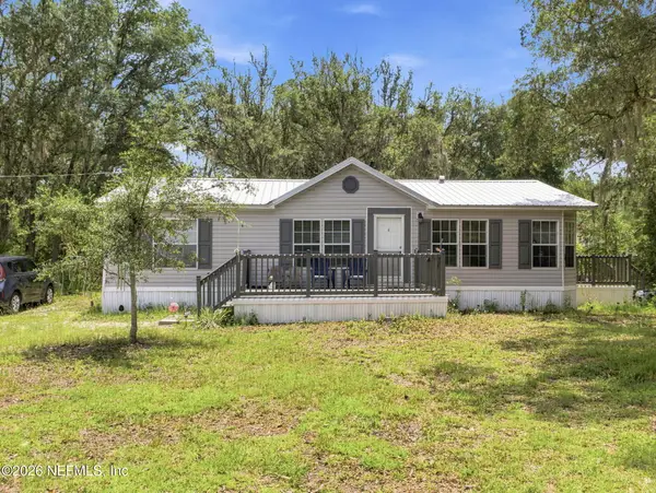 820 Selma Avenue, Interlachen, FL 32148