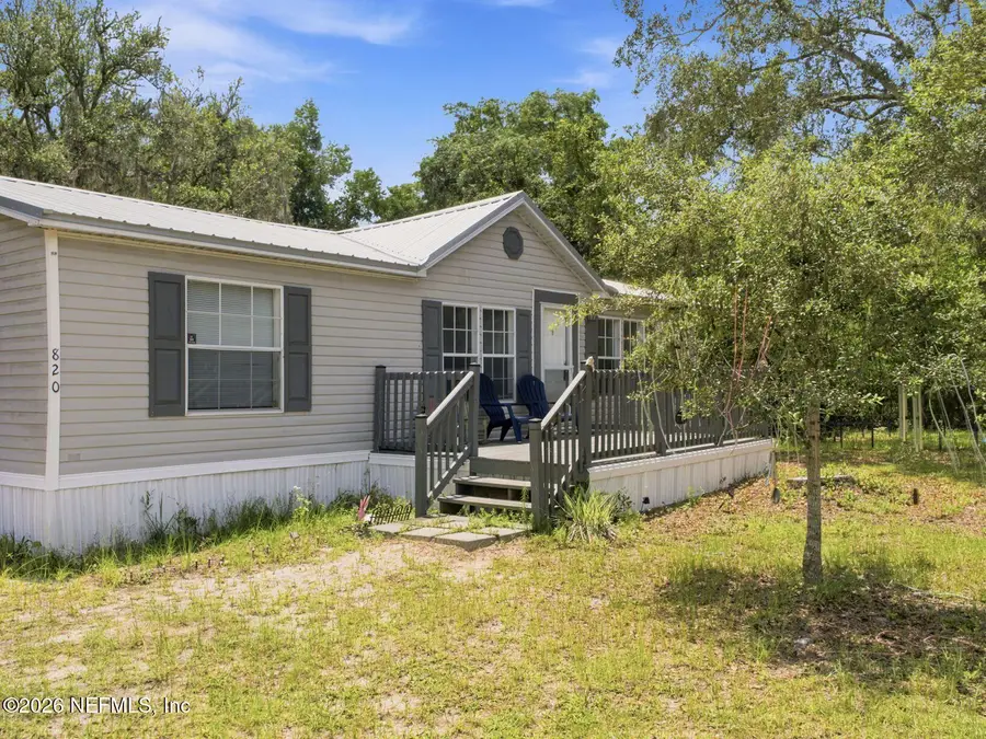 820 Selma Avenue, Interlachen, FL 32148 - #2