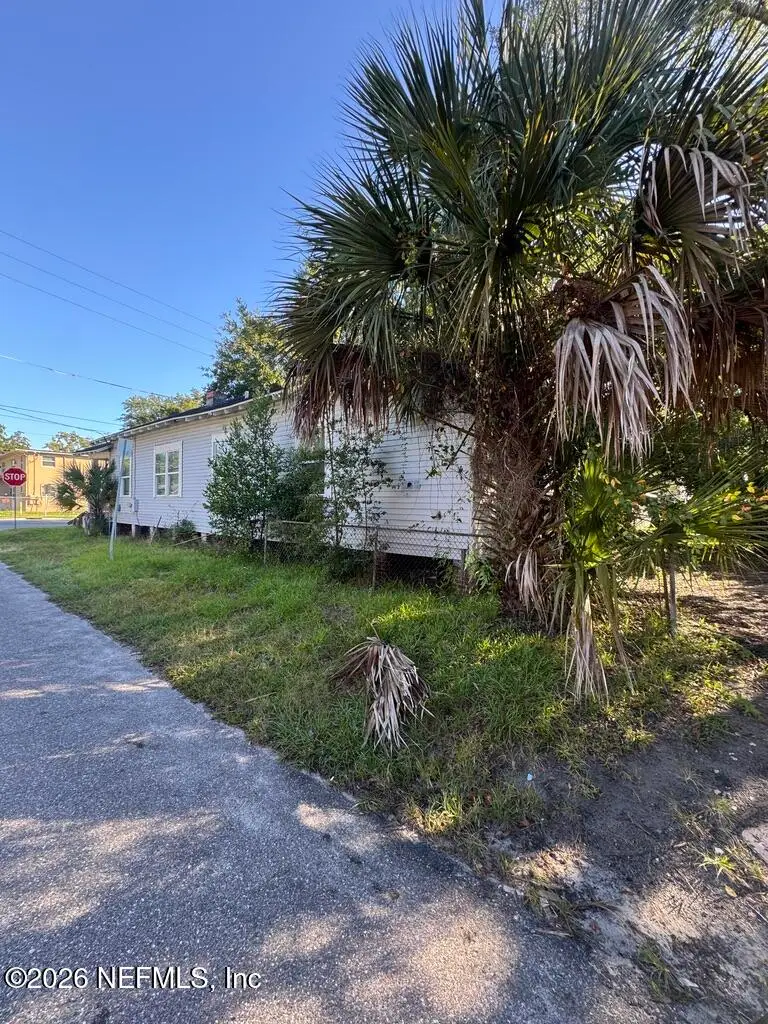 1050 W 8th Street, Jacksonville, FL 32209 - #3