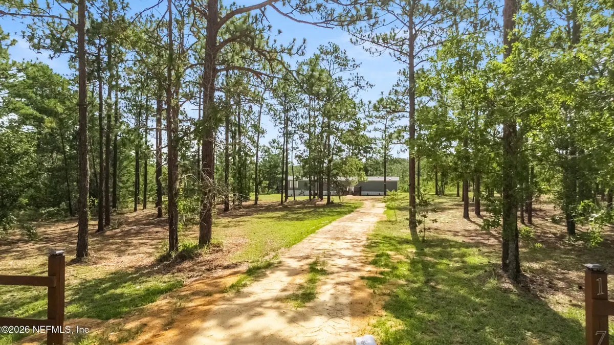 176 Melrose Landing Drive, Hawthorne, FL 32640 - #1