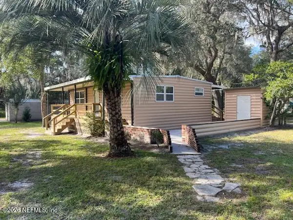 125 Willis Road, Hollister, FL 32147