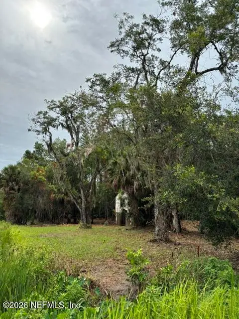 114 E River Road, East Palatka, FL 32131 - #2