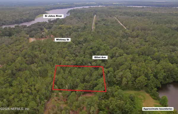 115 Elliot Avenue, Satsuma, FL 32189