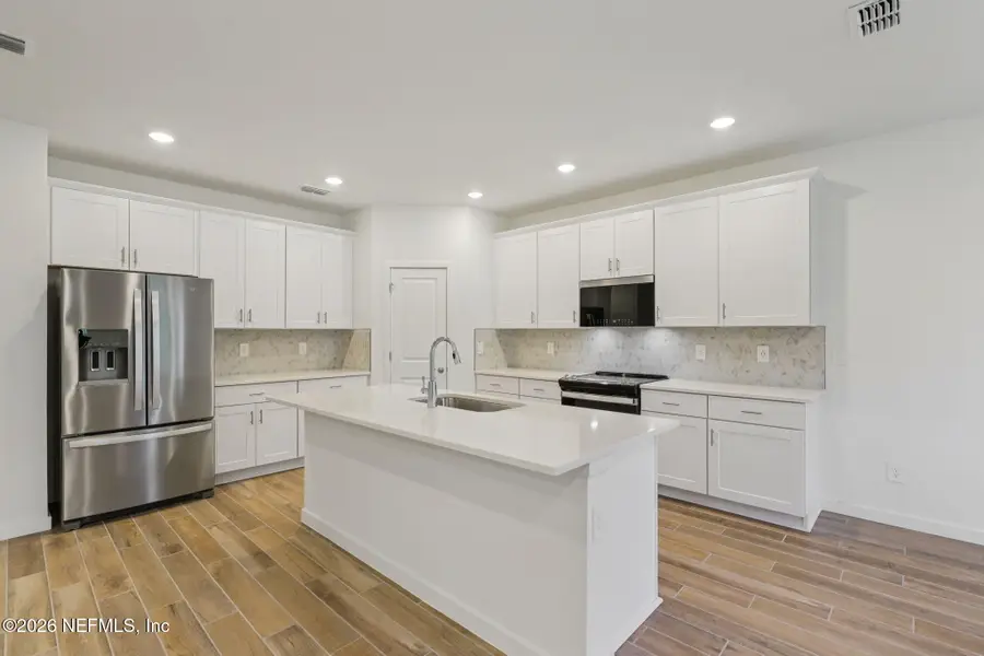7325 Everett Forest Drive, Jacksonville, FL 32219 - #2