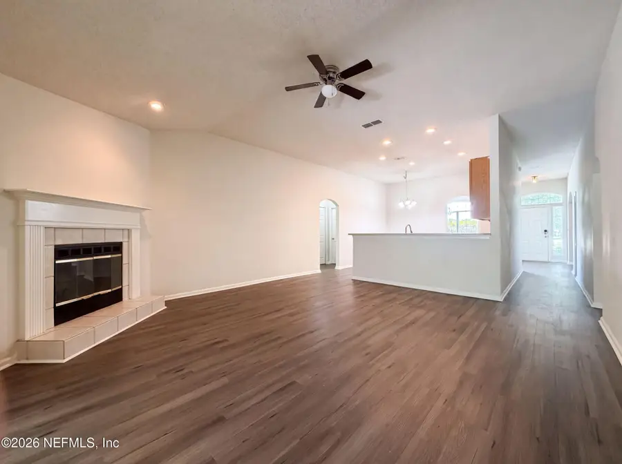 8436 Staplehurst W Drive, Jacksonville, FL 32244 - #3