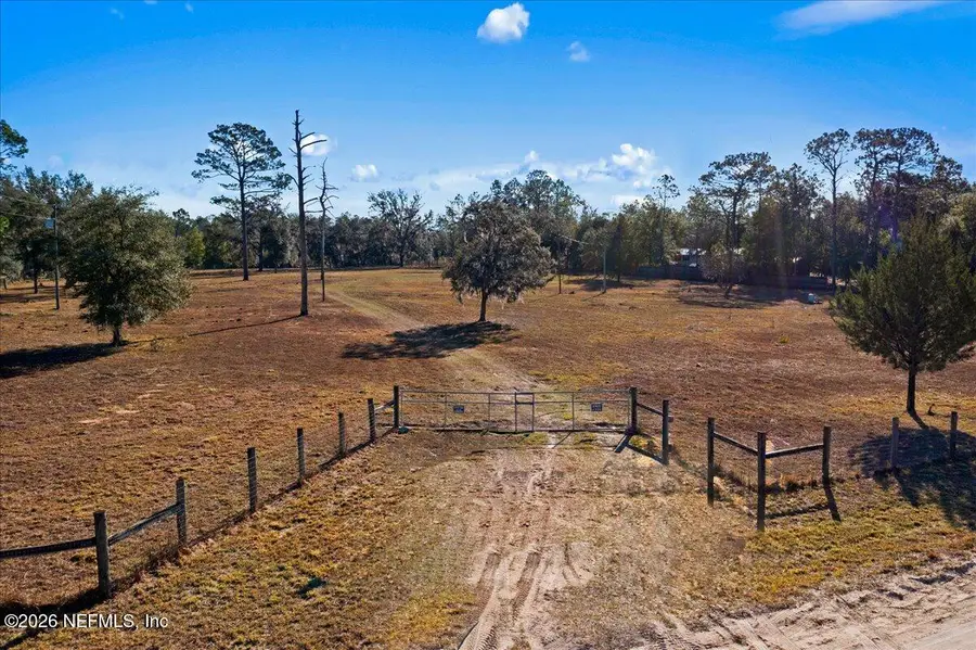 5551 NE 106 Court, Bronson, FL 32621 - #2