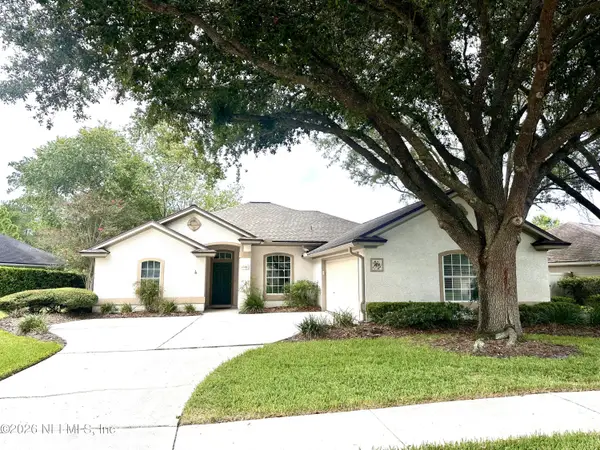 2494 The Woods E Drive, Jacksonville, FL 32246