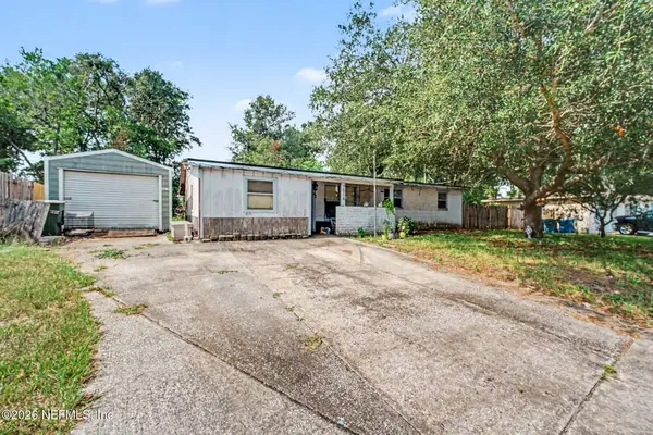7514 Dalehurst S Drive #8-A, Jacksonville, FL 32277
