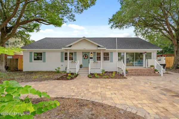 946 Jorick W Court, Jacksonville, FL 32225