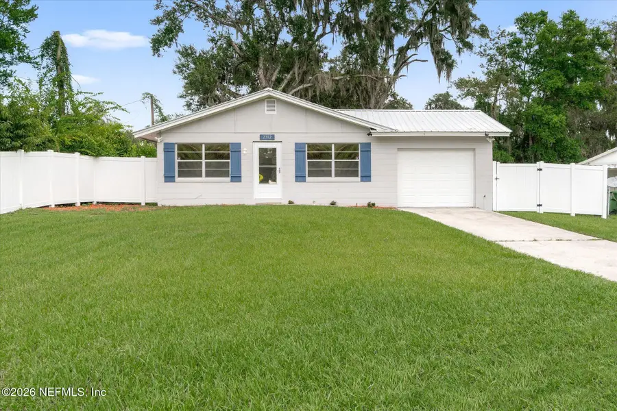 2312 Silver Lake Drive, Palatka, FL 32177 - #2