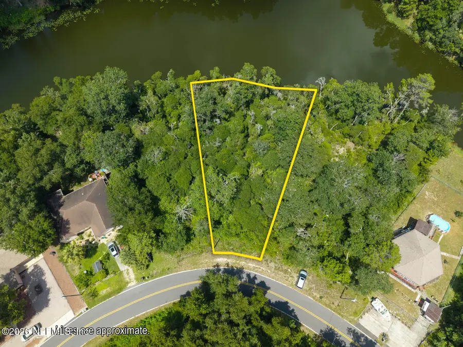 232 Lakeview Drive, Satsuma, FL 32189 - #3
