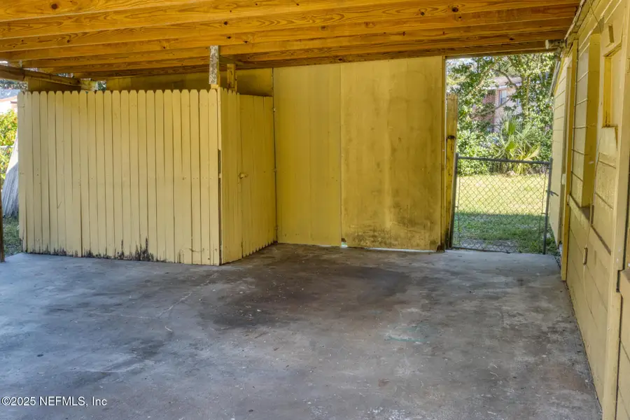 2561 Nicholas E Circle, Jacksonville, FL 32207 - #3