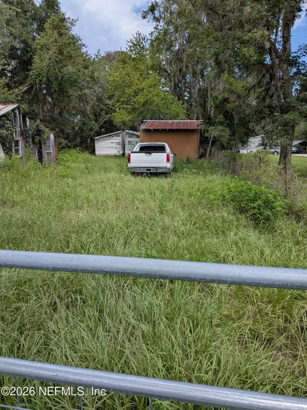 24485 N Us Highway 301, Lawtey, FL 32058