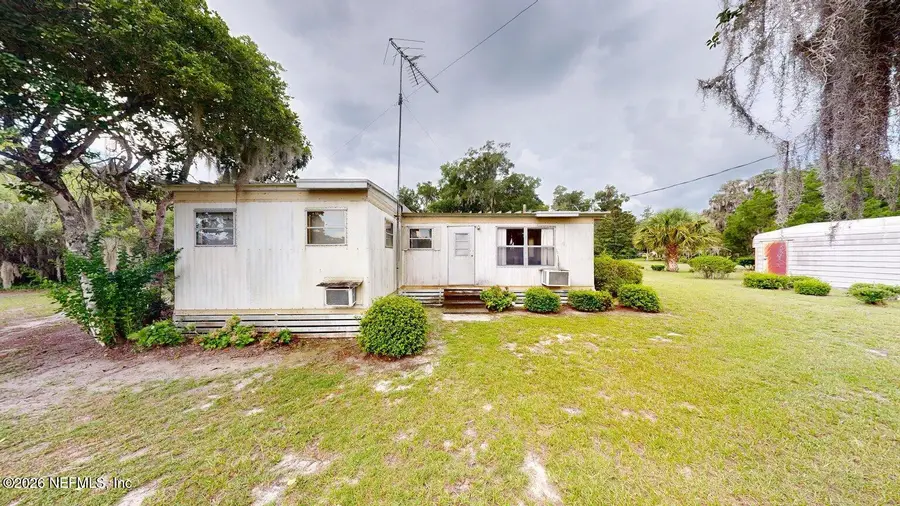 117 Railroad N Avenue, Pomona Park, FL 32181 - #2