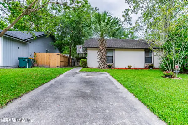 8812 Cavender Drive, Jacksonville, FL 32216