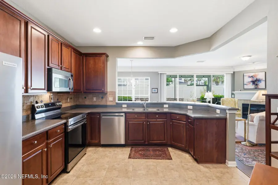 4050 Lionheart Dr Drive, Jacksonville, FL 32216 - #2