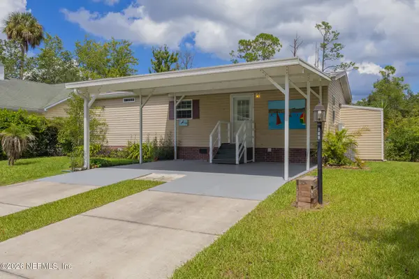 156 Lake Margo Drive, Satsuma, FL 32189