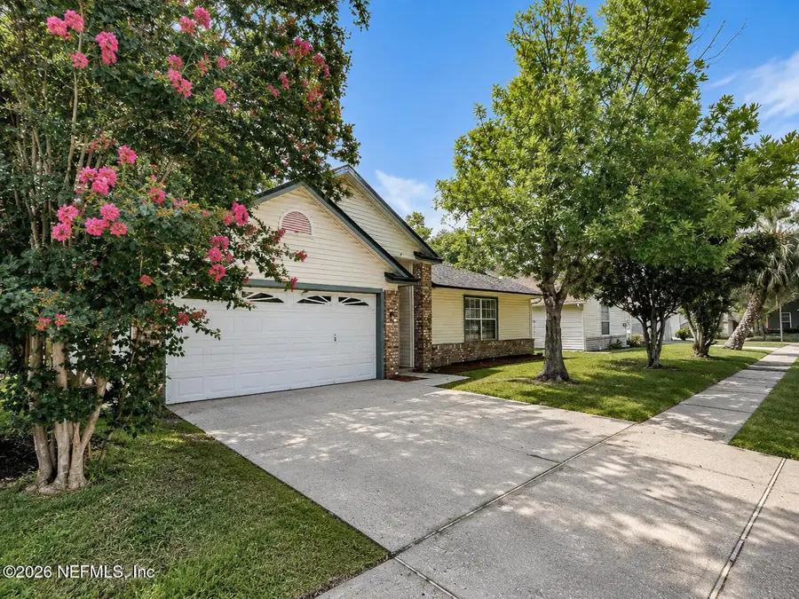 8126 Fieldside W Drive, Jacksonville, FL 32244 - #2