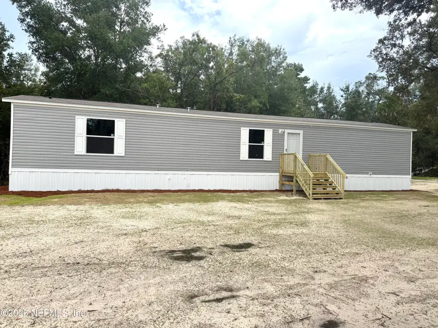 102 Livingston Court, Satsuma, FL 32189 - #2