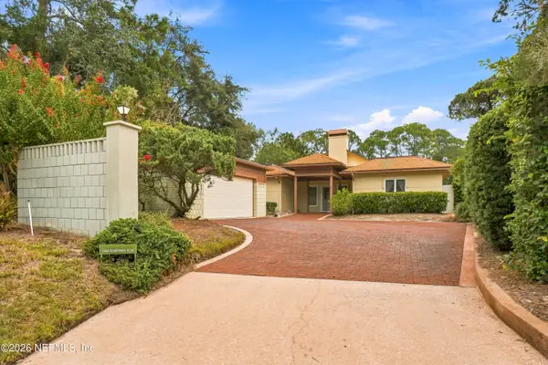 10105 Courtyards W Place, Jacksonville, FL 32256