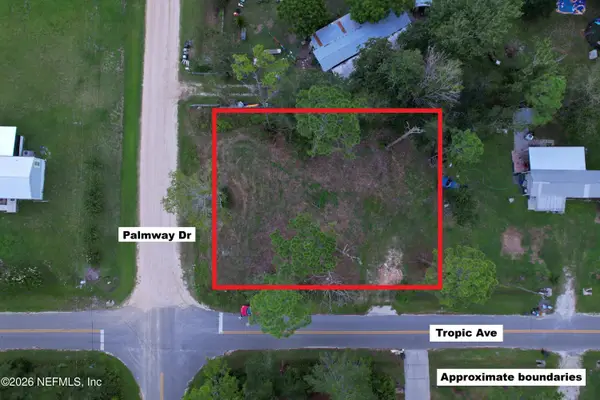 300 Tropic Avenue, Satsuma, FL 32189