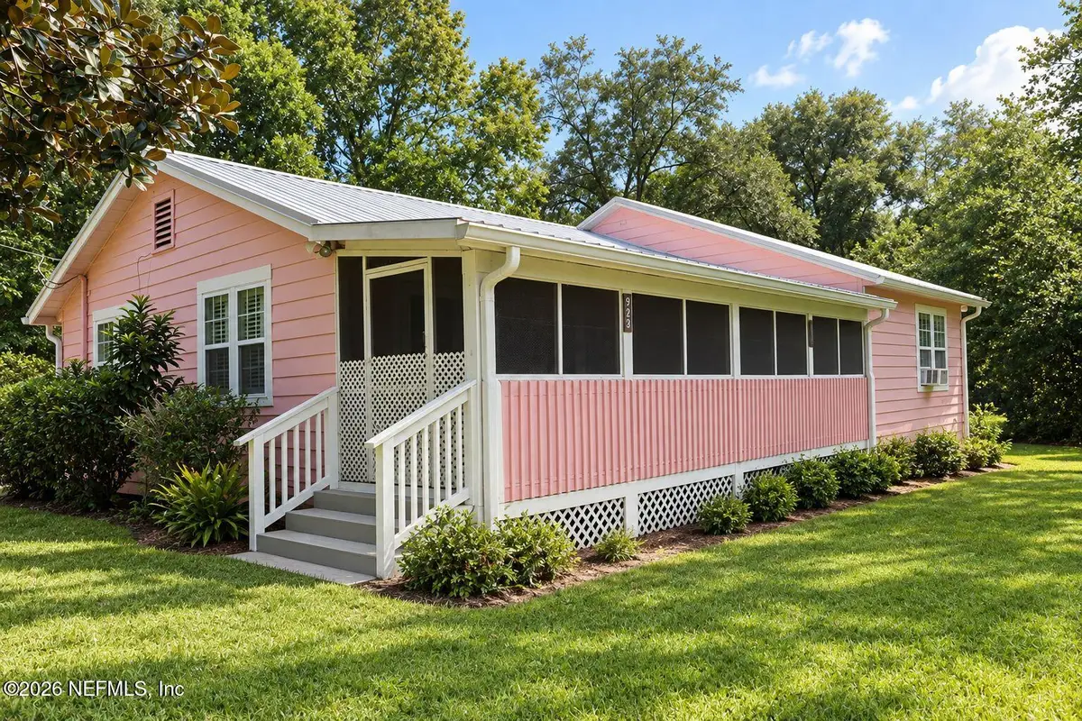 8231 Swan Lake Road, Melrose, FL 32666 - #1