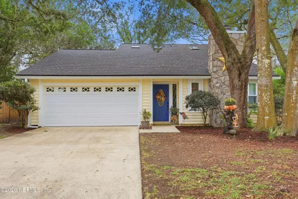 5248 Tilting Oaks W Court, Jacksonville, FL 32258