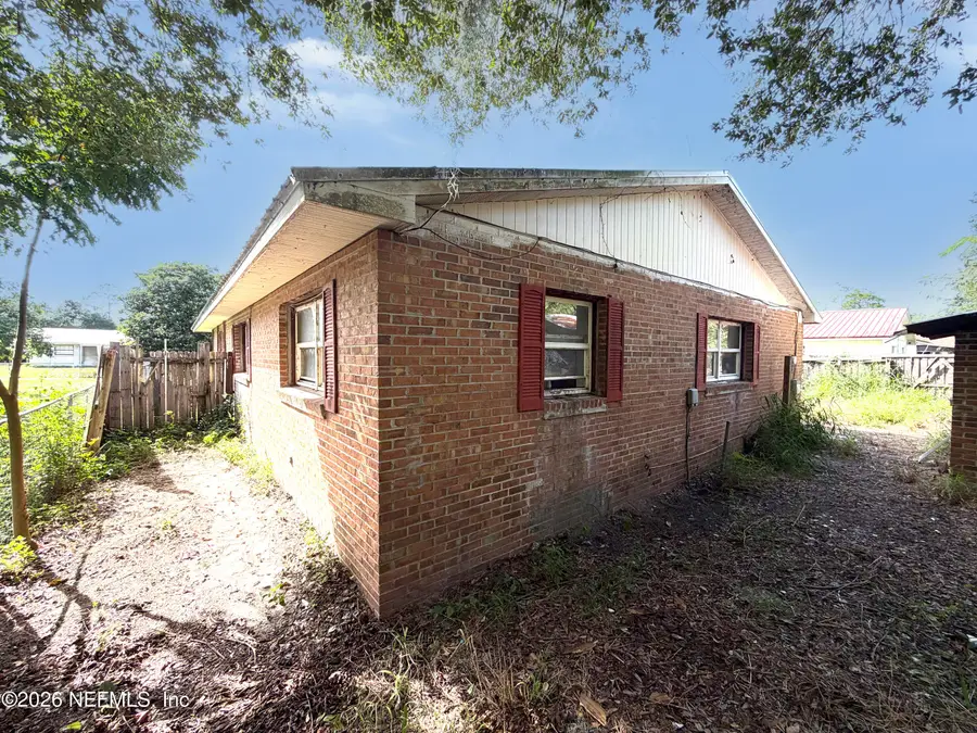 131 Park Road, Interlachen, FL 32148 - #2