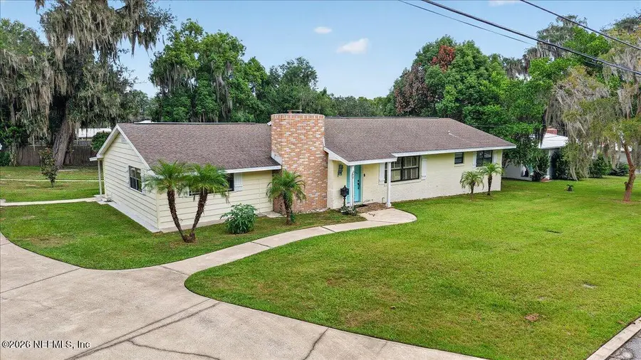 202 Lakeview Avenue, Crescent City, FL 32112 - #2