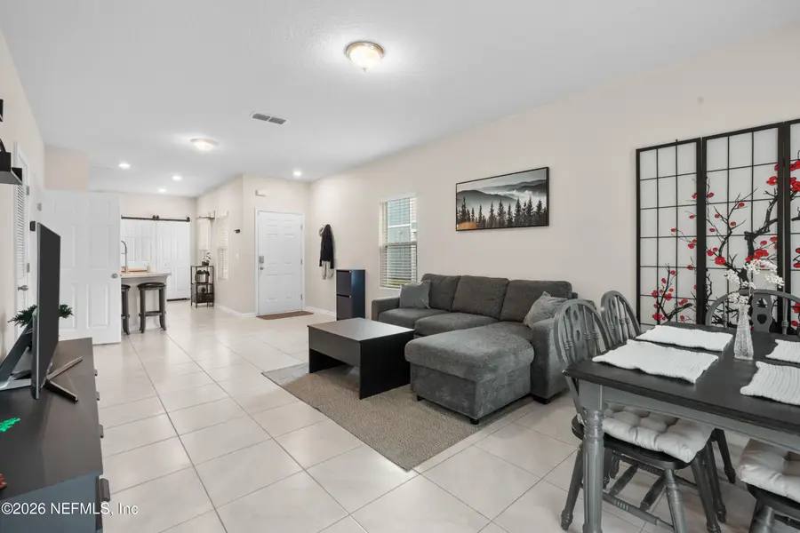893 Capitol Parkway, Jacksonville, FL 32218 - #2