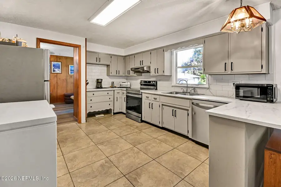 549 Clermont S Avenue, Orange Park, FL 32073 - #3