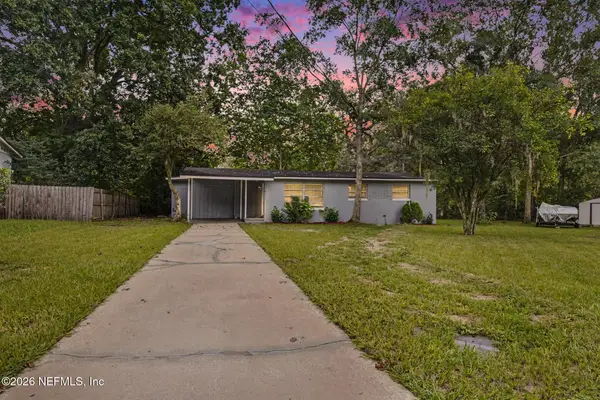 7832 Delaroche Court, Jacksonville, FL 32210
