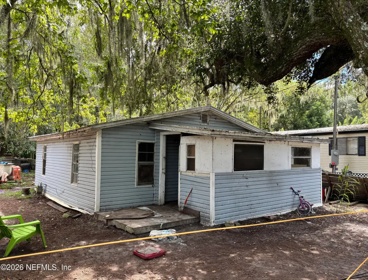 208 4th Street, East Palatka, FL 32131 - #1