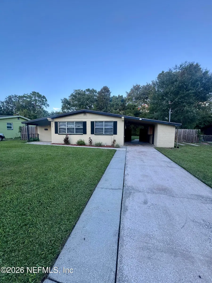 8067 Santillo Drive, Jacksonville, FL 32217 - #2
