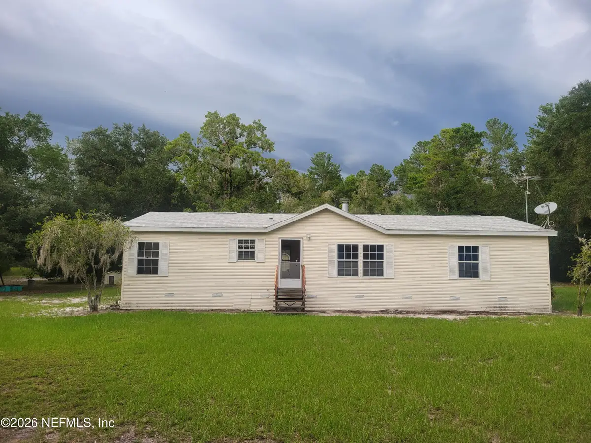 102 Center Avenue, Crescent City, FL 32112 - #1