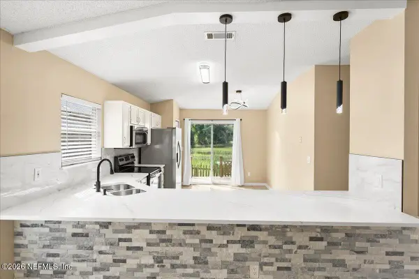 1454 Cove Landing Drive, Jacksonville, FL 32233