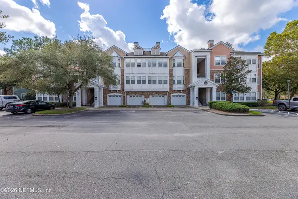 8550 Touchton Road #221, Jacksonville, FL 32216