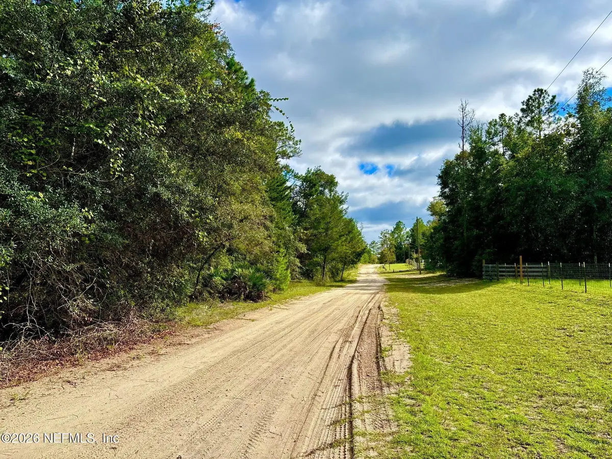 706 Okaloosa Street, Florahome, FL 32140 - #1