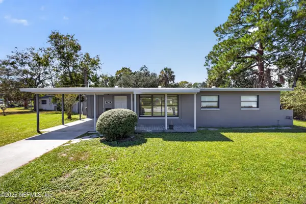 1762 Hawaii E Drive, Jacksonville, FL 32246
