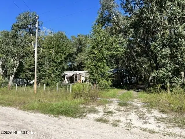 307 N Edgeline Road, Satsuma, FL 32189 - #1