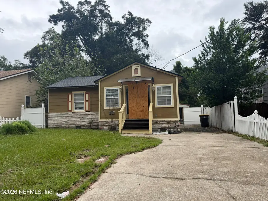 277 E 46th Street, Jacksonville, FL 32208 - #3