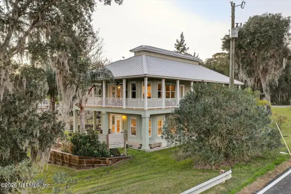 301 Saratoga Circle, Satsuma, FL 32189