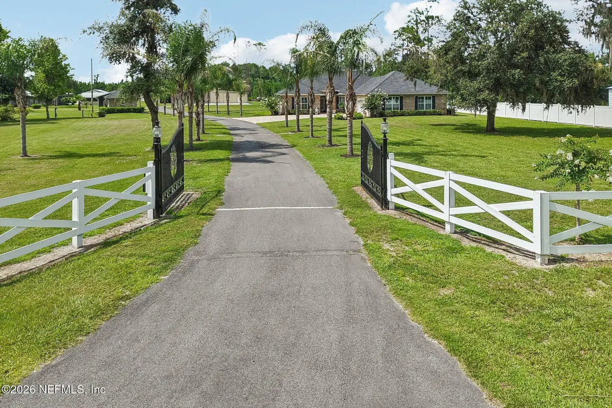 122 Macon Road, Palatka, FL 32177 - #1